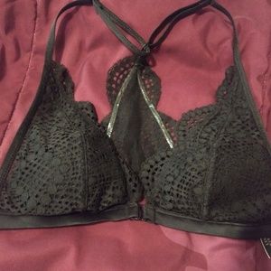 Victoria's Secret Bralette size L in Black
